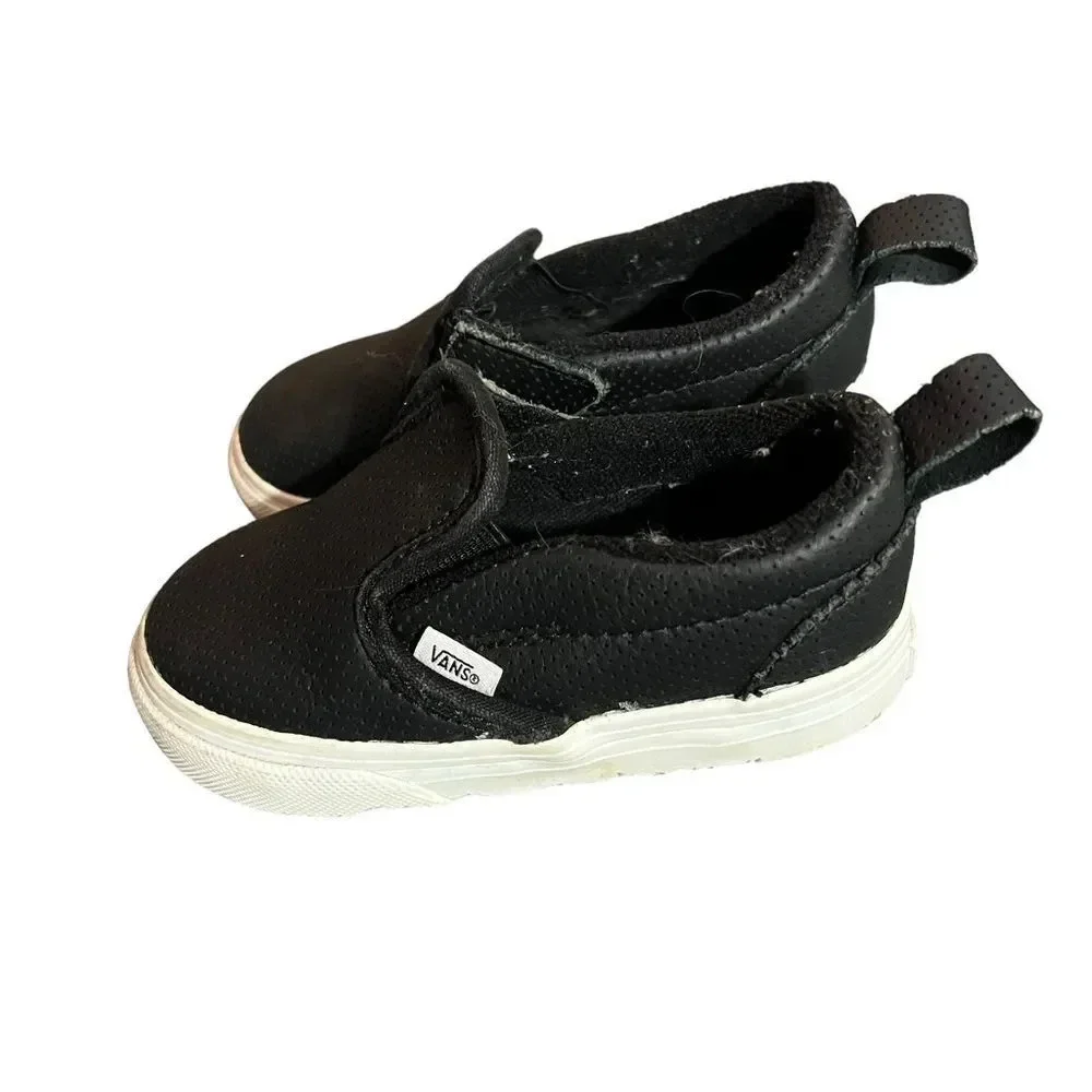 Kids Black‎ Vans Slip On Sneakers Size 6